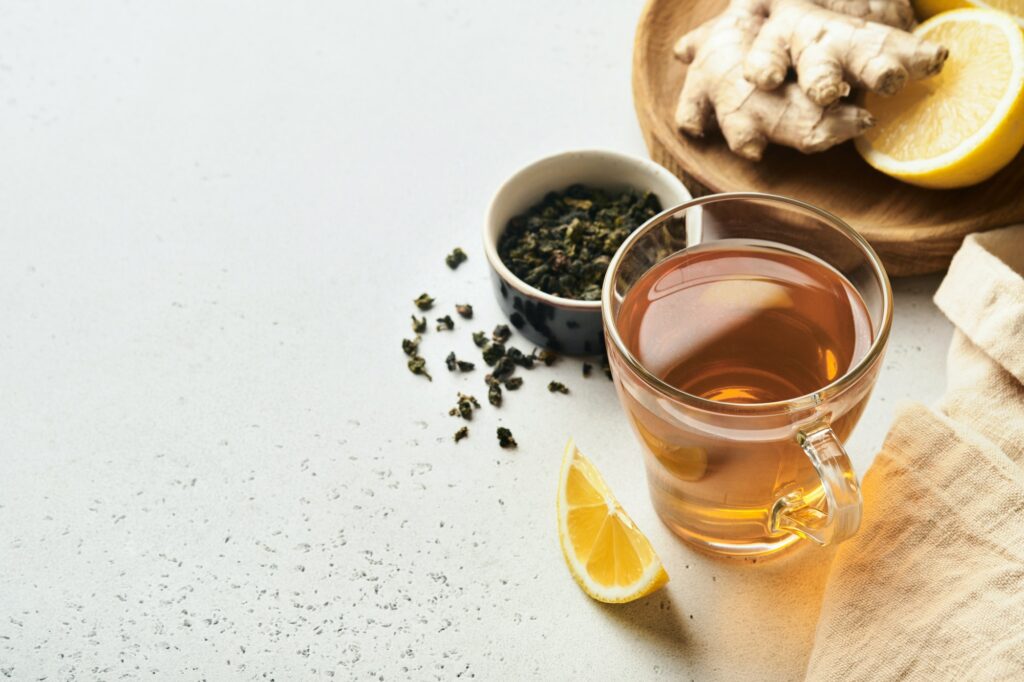 草本茶飲有助於減輕腹脹 